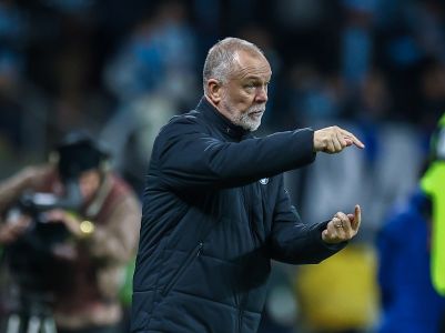 Mano Menezes comandou o Grêmio pela segunda vez na carreira