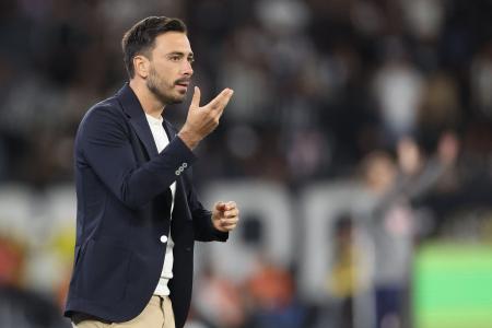 Davide Ancelotti no Nilton Santos, nesta terça (29), durante a partida entre Botafogo e Bragantino