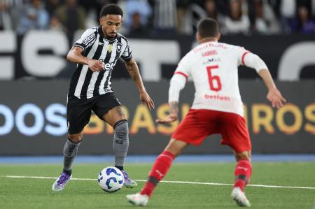 Botafogo x Bragantino: após duelo nas oitavas de final da Copa do Brasil, equipes se reencontram pelo Brasileirão