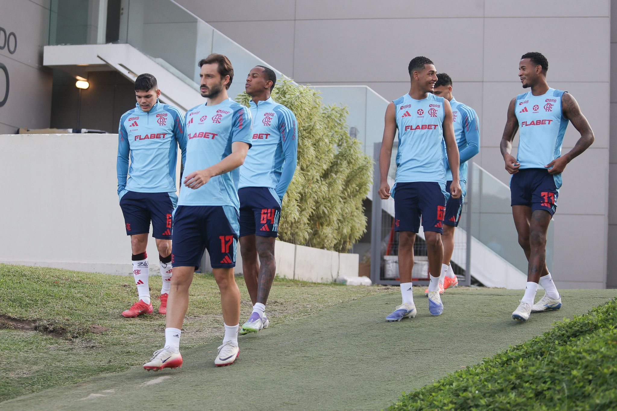 Escalação do Flamengo: Filipe Luís deve manter base contra o Atlético