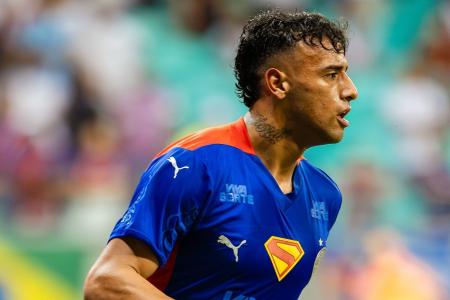 Lucho Rodríguez em ação pelo Bahia, na Copa do Brasil • Letícia Martins/EC Bahia