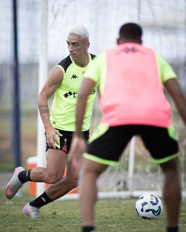 Escalação do Vasco: Diniz tem problemas para escalar defesa contra o Mirassol