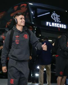 Flamengo x Atlético: Luiz Araújo está confirmado entre os titulares de Filipe Luís