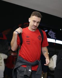 Léo Ortiz está no Flamengo desde 2024 e é titular absoluto da equipe de Filipe Luís