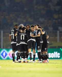 Time do Vasco reunido no último sábado (2)