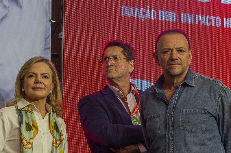 Empossado presidente do PT, Edinho Silva fala em preparação para ausência de Lula nas eleições