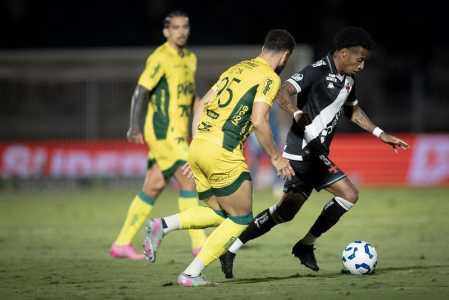 O Vasco foi derrotado pelo Mirassol e chegou a sete jogos sem vitórias
