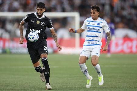 Alexander Barboza, do Botafogo