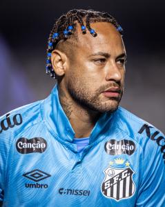 Neymar em vitória do Santos sobre o Juventude, pelo Campeonato Brasileiro