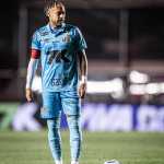 Destaque do Santos, Neymar dispara contra gramado do Allianz Parque: 'Me incomoda'