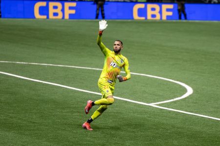 Everson foi o herói do Atlético na classificação sobre o Flamengo na Copa do Brasil