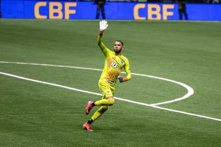 Everson foi o herói do Atlético na classificação sobre o Flamengo na Copa do Brasil