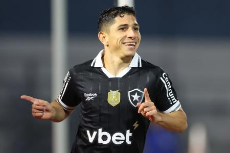 Savarino tem acordo encaminhado com o Fluminense