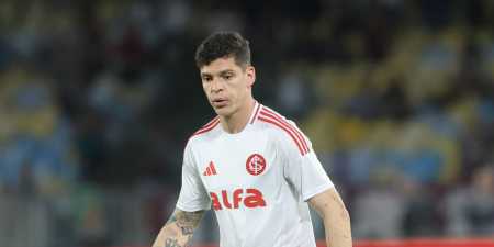 Ronaldo tem contrato com o Internacional até o fim de 2026