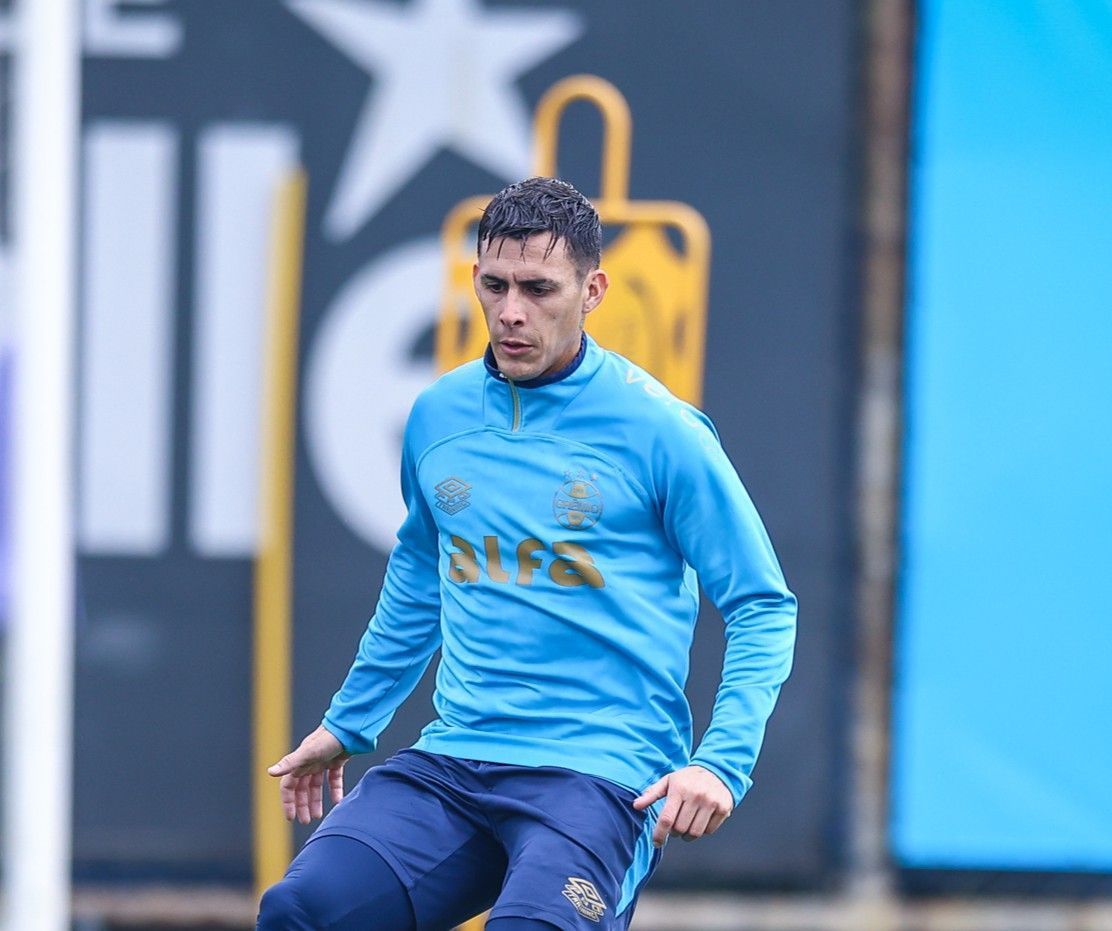 Ex-Atlético pode ser novidade no time do Grêmio para duelo pelo Brasileiro