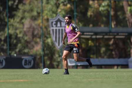 Igor Rabello, do Atlético, durante treinamento na Cidade do Galo