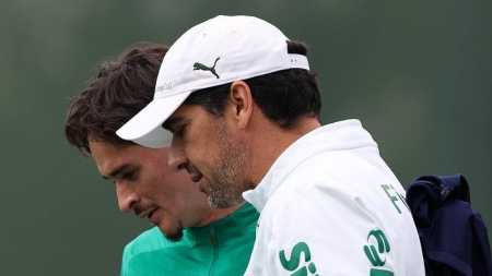 Khellven e Abel Ferreira durante treino do Palmeiras na Academia do Futebol, CT do Palmeiras em São Paulo