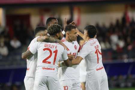 Inter superou a distância de Porto Alegre e venceu RB Bragantino em Bragança Paulista