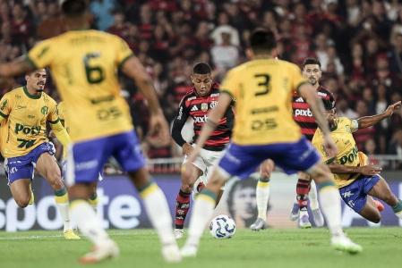 Lance de Flamengo 2 x 1 Mirassol, pelo primeiro turno do Brasileirão de 2025