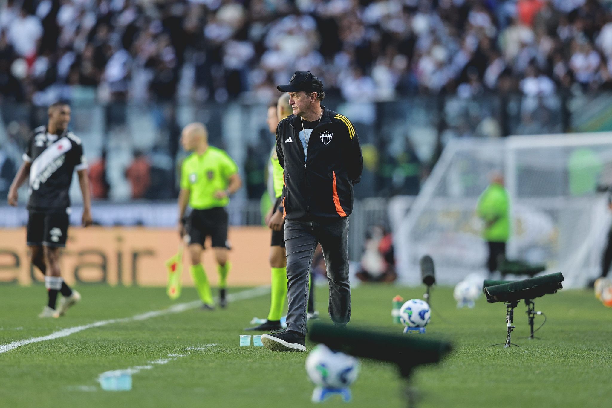 Cuca vê justiça em empate do Atlético com o Vasco e abre o jogo sobre preservar titulares