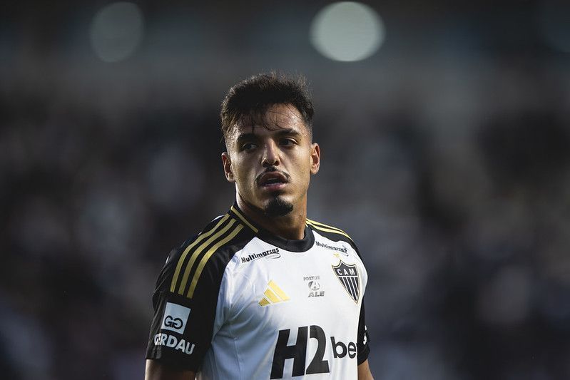 Atlético se manifesta após saída de Gabriel Menino para o Santos