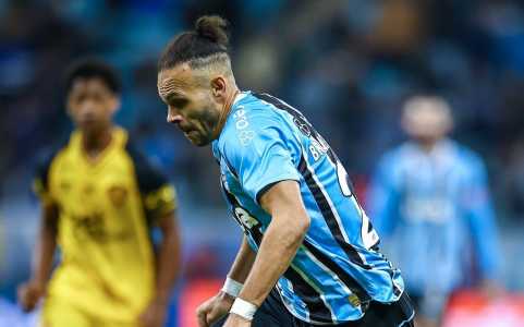 Braithwaite será baixa no Grêmio contra o Atlético