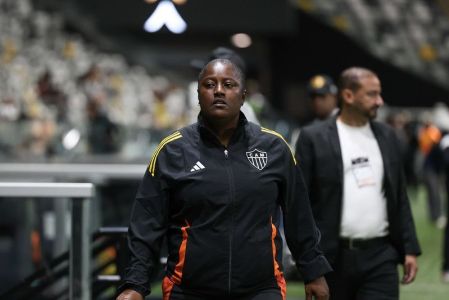 Fabi Guedes, treinadora do time feminino do Atlético