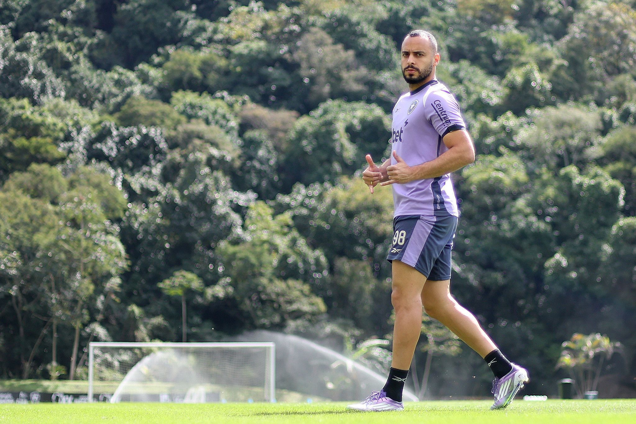 Botafogo tem cinco reforços para enfrentar a LDU na Libertadores; veja a lista
