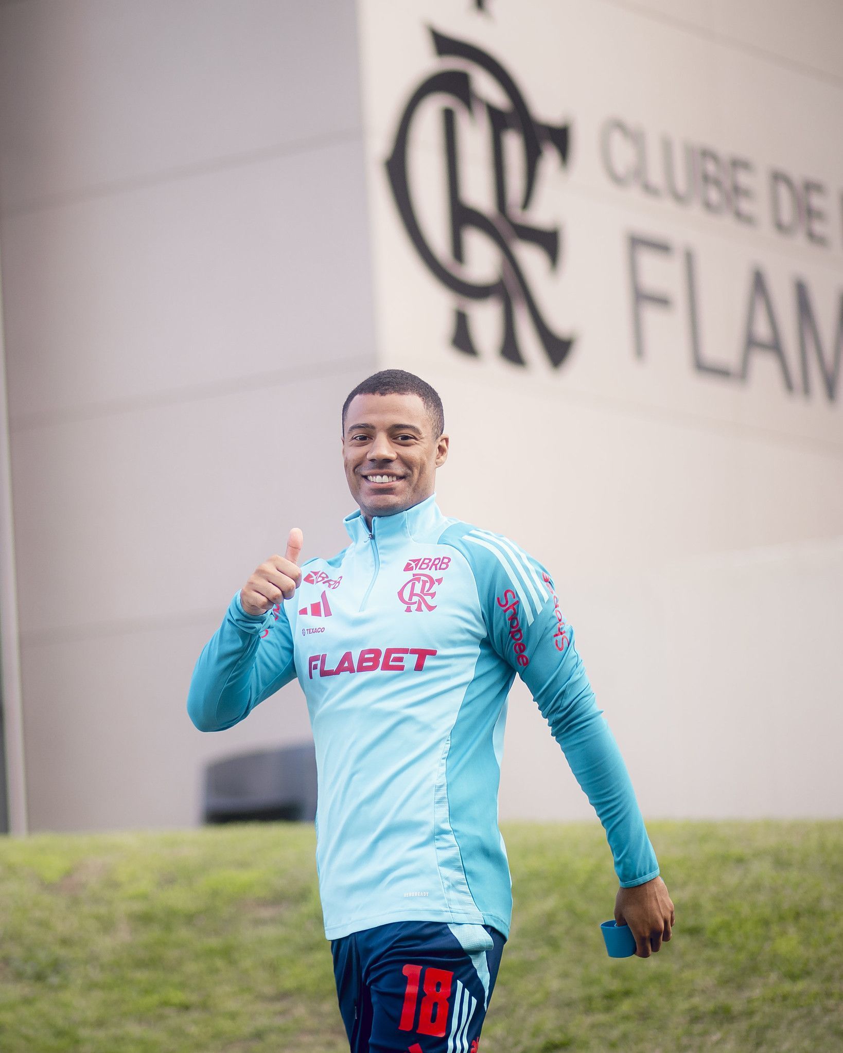 Escalação do Flamengo: De La Cruz é dúvida contra o Internacional