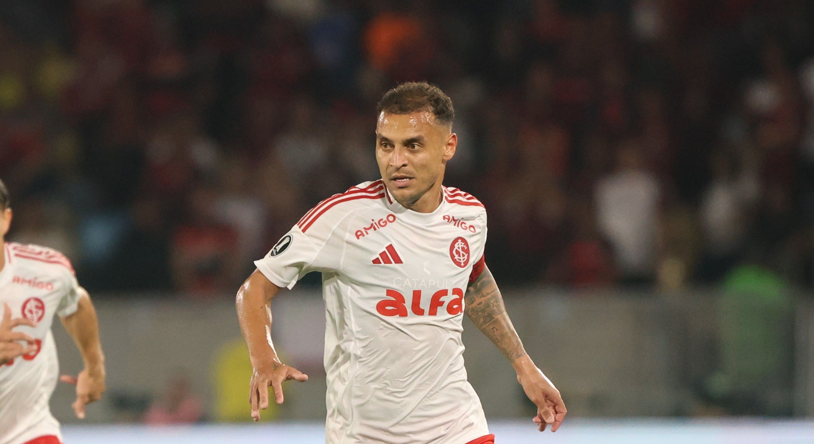 Camisa 10 do Inter, Alan Patrick manda recado sobre jogo de volta com Flamengo