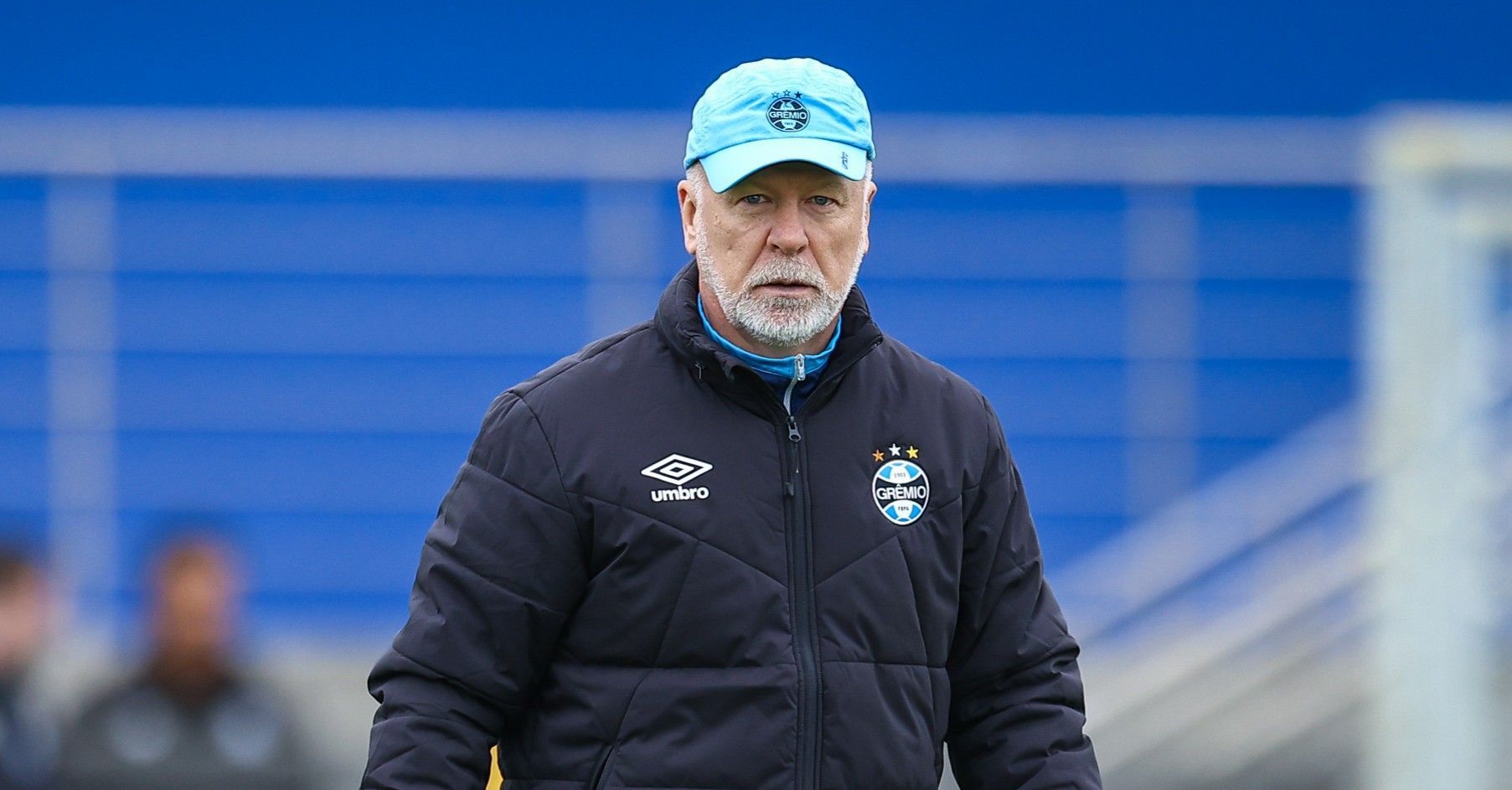 Mano Menezes pode ser demitido do Grêmio em caso de derrota para o Atlético