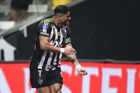 Hulk comemora gol pelo Atlético na Arena MRV