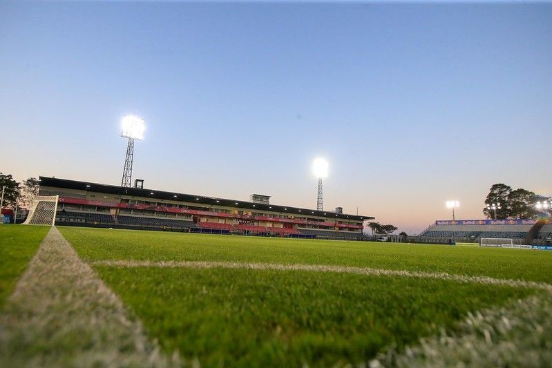 Horário e onde assistir ao vivo RB Bragantino x Vitória, pelo Brasileirão