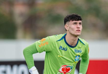 Gabriel Menegon é titular do Grêmio Sub-17 e da Seleção Brasileira da categoria