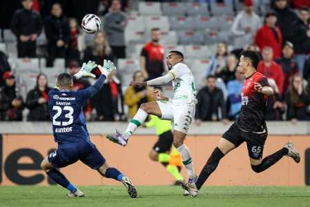 Athletico ficou no empate por 1 a 1 diante do Cuiabá na Arena da Baixada neste sábado (16)