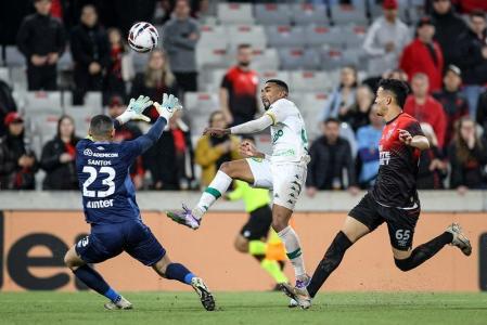 Athletico ficou no empate por 1 a 1 diante do Cuiabá na Arena da Baixada neste sábado (16)