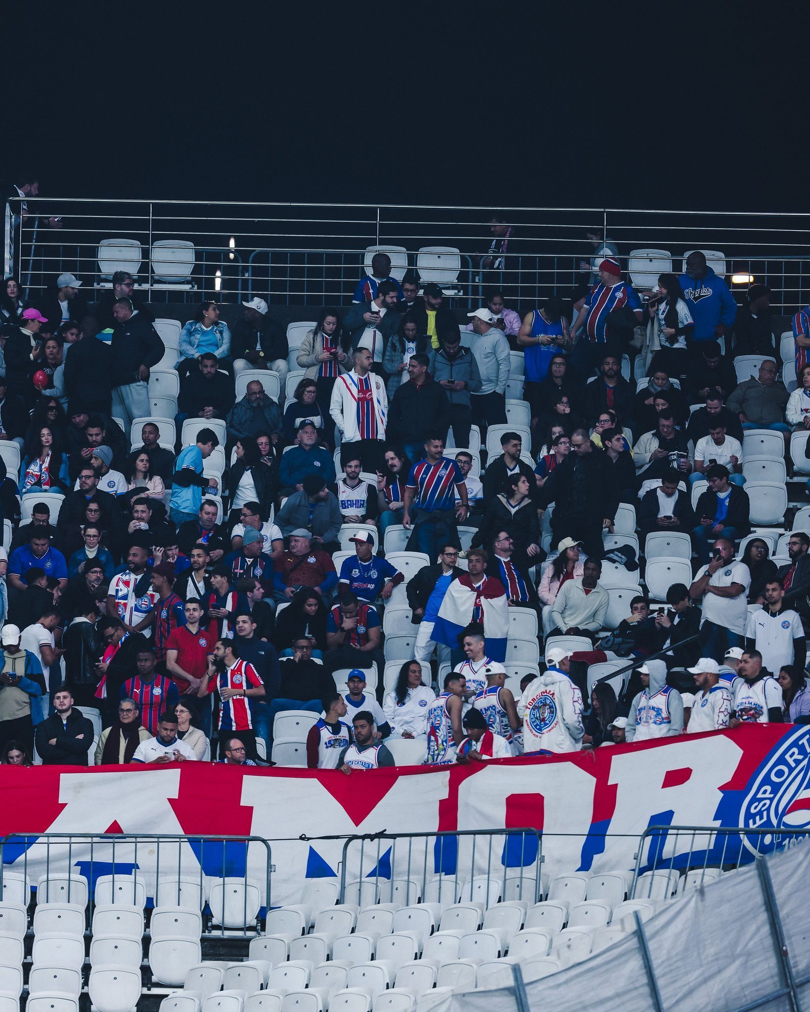 Torcida do Bahia provoca Corinthians após vitória na Neo Química Arena