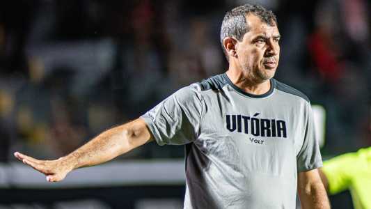 Fábio Carille durante jogo do Vitória no Barradão, em Salvador
