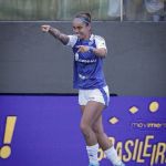 Leticia celebra gol pelo Cruzeiro e projeta reencontro com Palmeiras