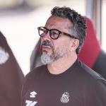 Cléber Xavier se manifesta pela primeira vez após saída do Santos; confira