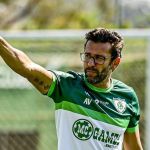 Escalação do América: Valentim terá retornos e desfalque para encarar Goiás