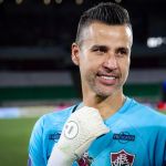 Fábio manda recado a torcedores do Cruzeiro após homenagem, e web faz apelo