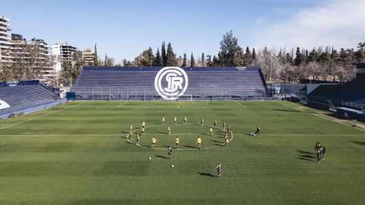 Treinamento do Atlético em solo argentino, antes de duelo com Godoy Cruz
