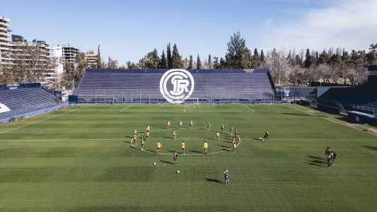 Treinamento do Atlético em solo argentino, antes de duelo com Godoy Cruz