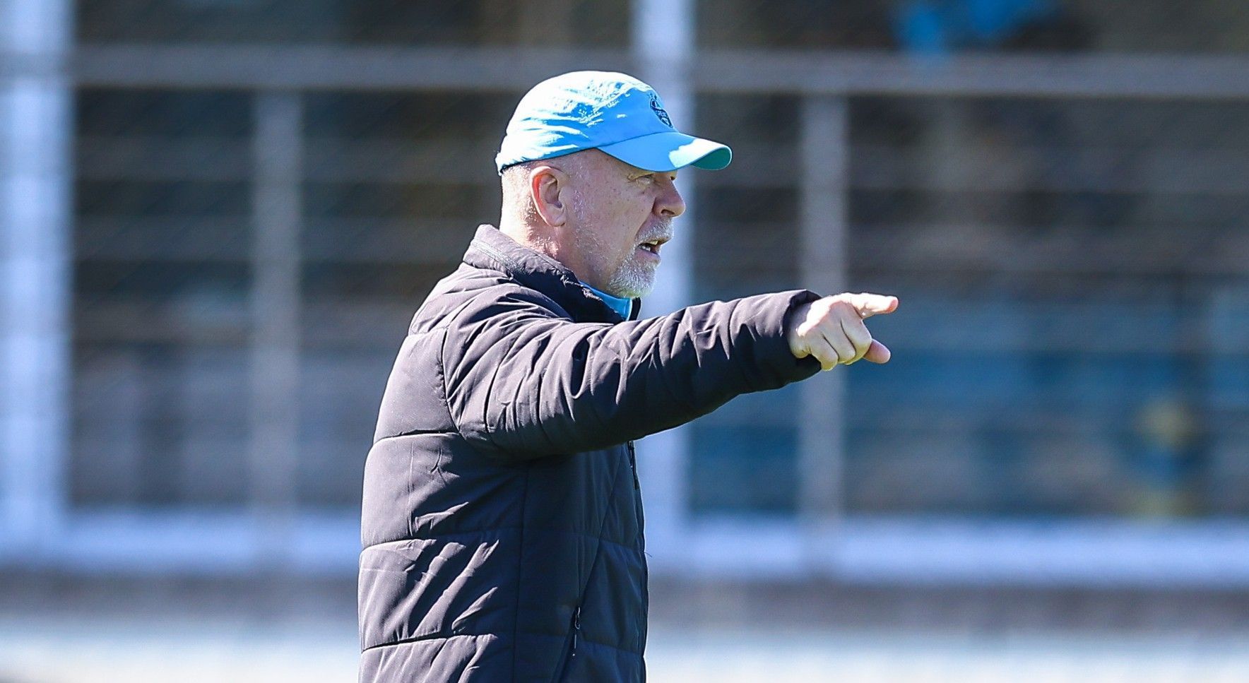 As opções de Mano Menezes para escalar o Grêmio contra o Ceará pelo Brasileiro