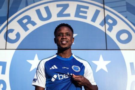Luis Sinisterra, novo reforço do Cruzeiro