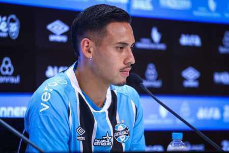 Noriega assinou com o Grêmio após passagem pelo Alianza Lima
