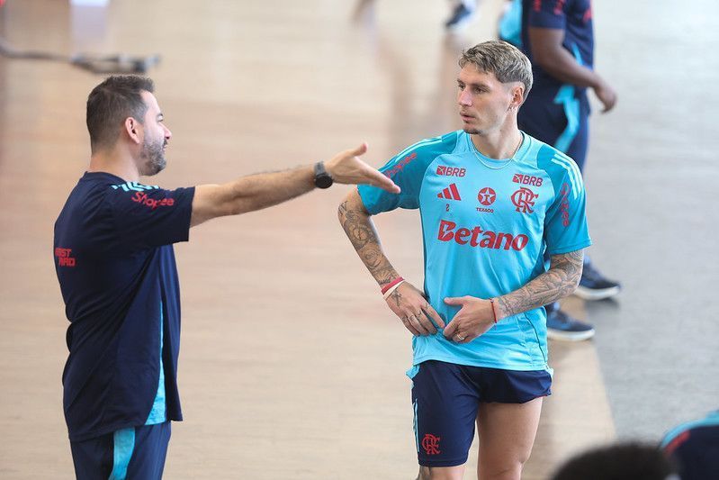 Titular do Flamengo se reapresenta com pubalgia e aumenta DM; veja boletim