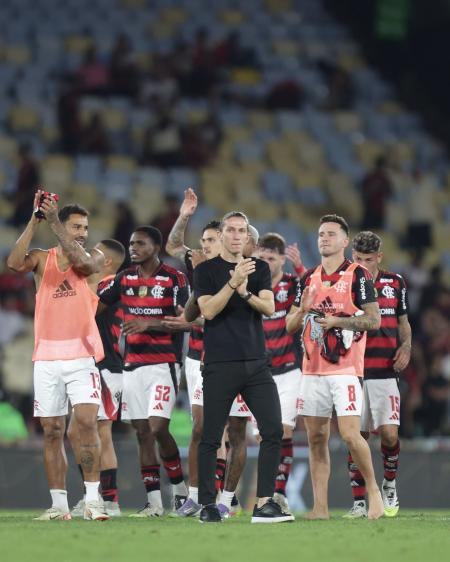 Filipe Luís, treinador do Flamengo, após o triunfo por 8 a 0 contra o Vitória nesta segunda-feira (25)