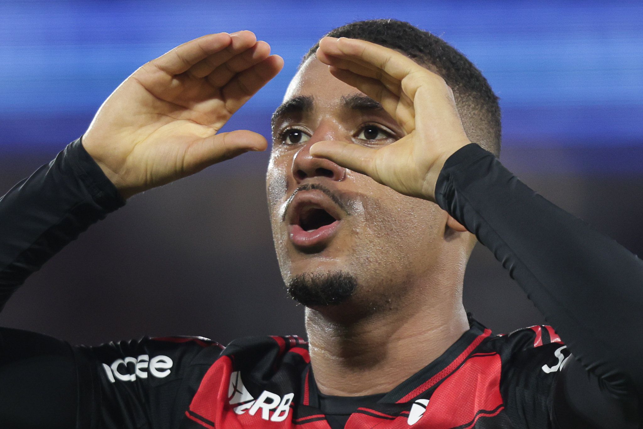 Filipe Luís diz que Flamengo pagou pouco por reforço de R$ 140 milhões: 'Vale o triplo'